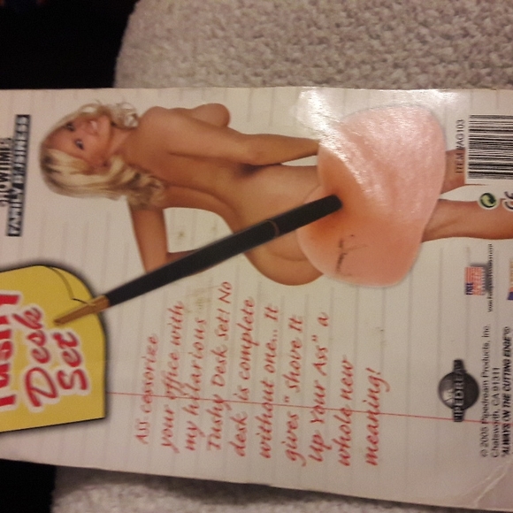 Tushy Desk Set - Picture 3 of 3